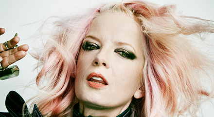 SHIRLEY MANSON