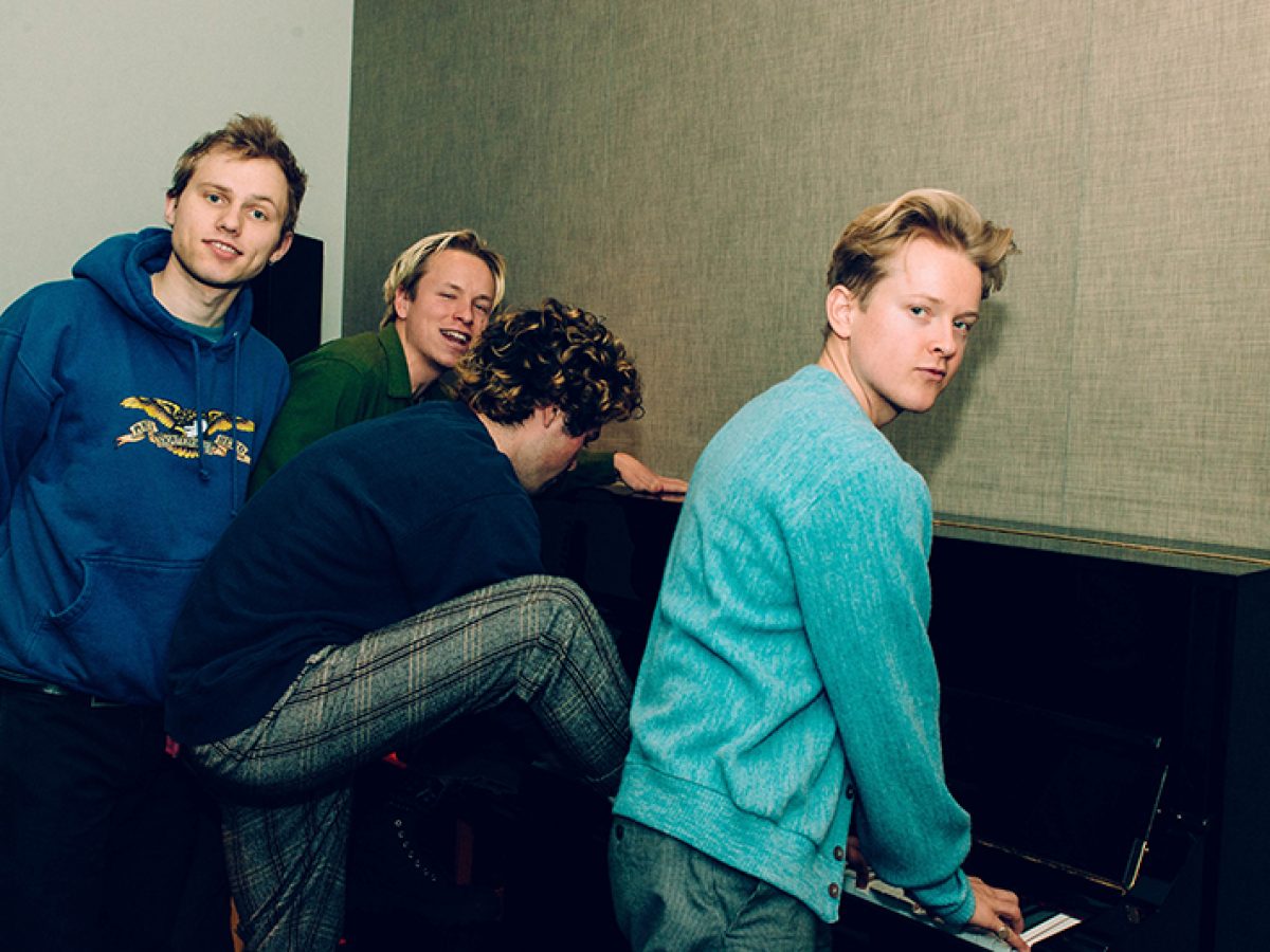 SWMRS WANT 'BERKELEY'S ON FIRE' TO BE - LADYGUNN